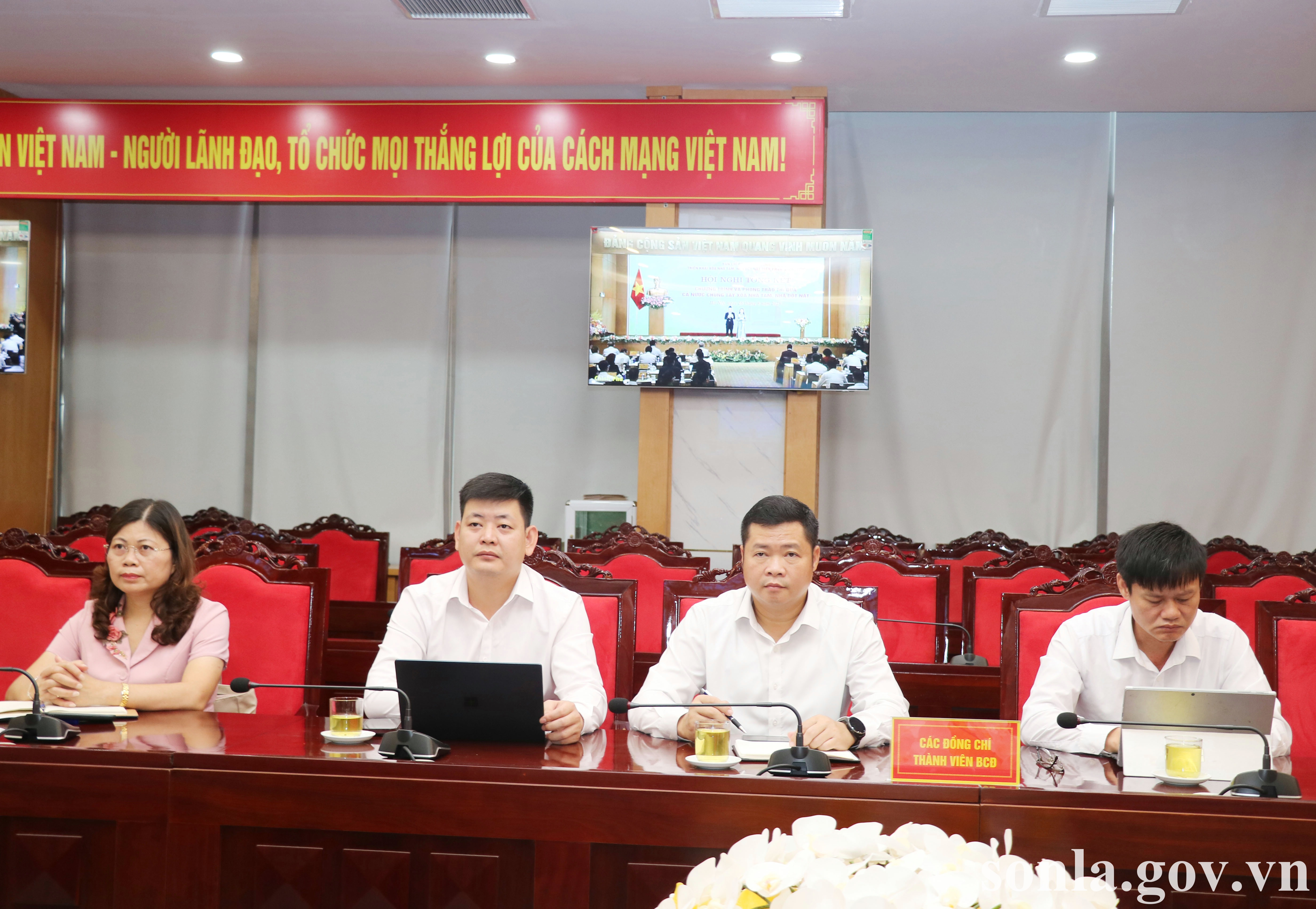 anh tin bai